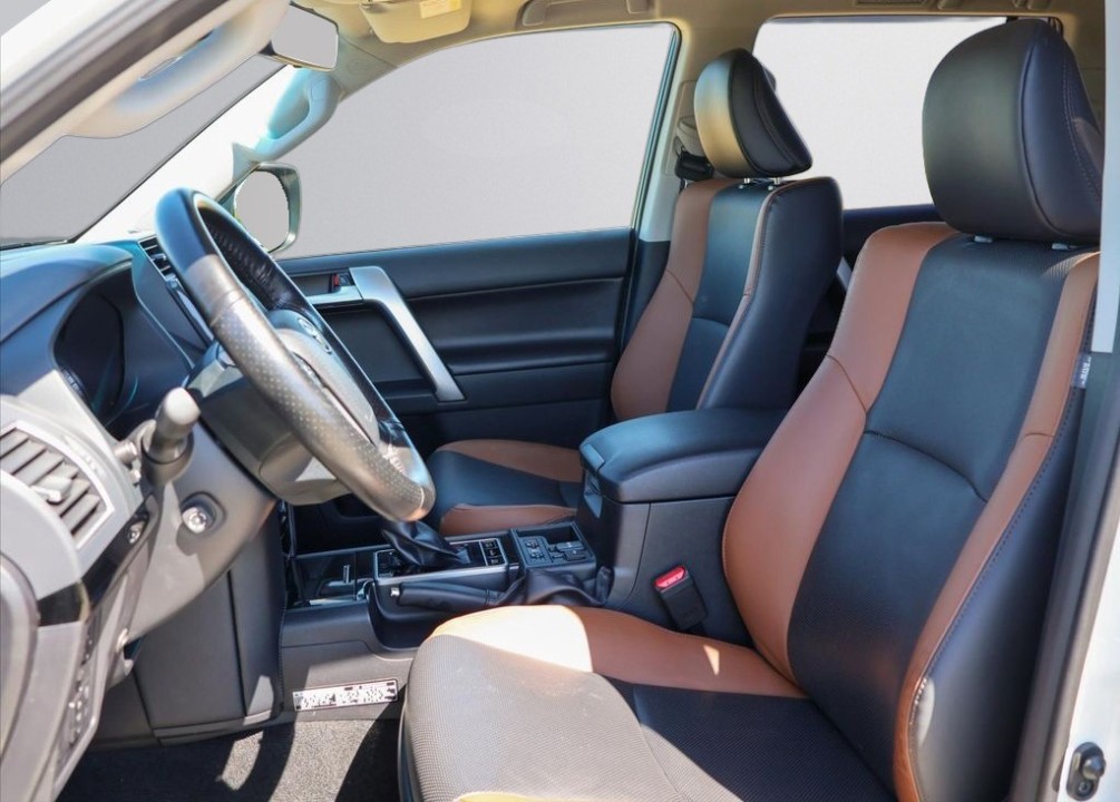 Toyota Land Cruiser - foto 9