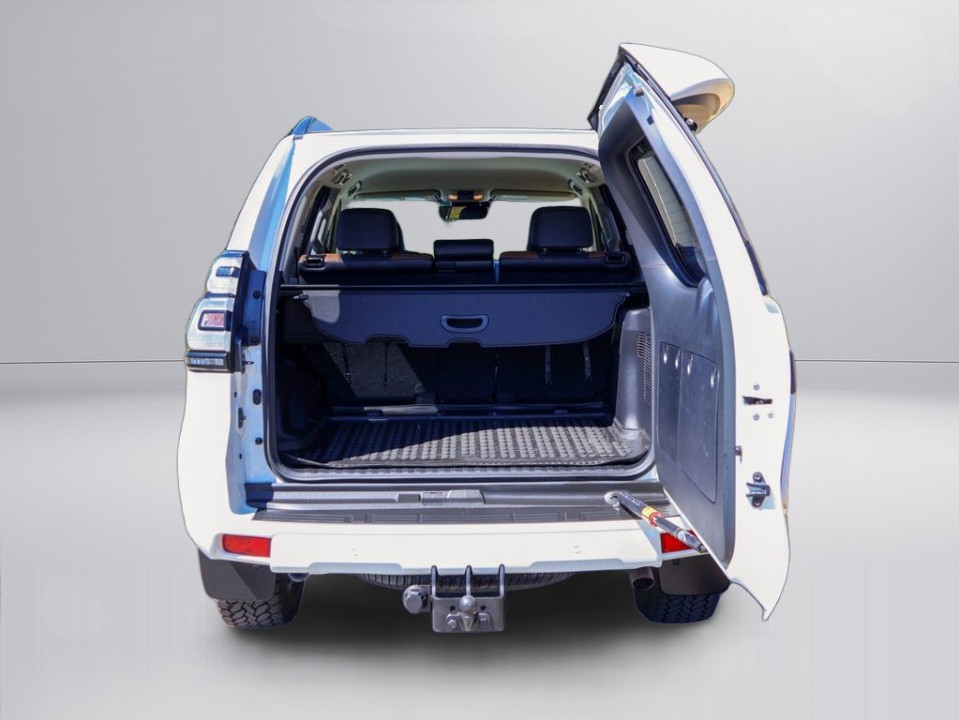 Toyota Land Cruiser - foto 28