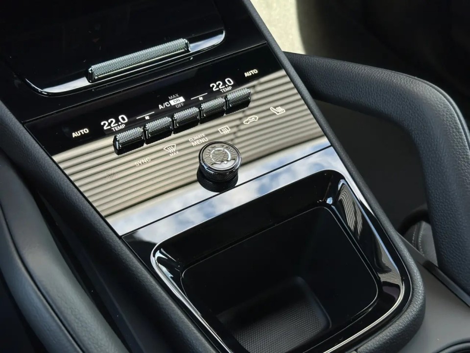 Porsche Cayenne E-Hybrid - foto 14