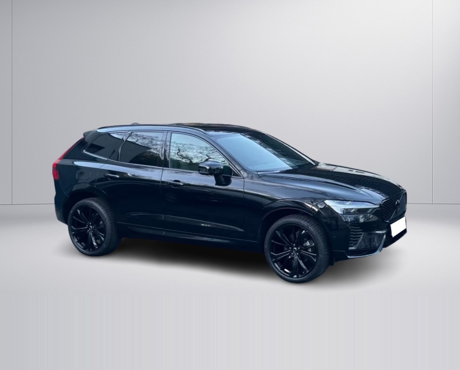 Volvo XC 60 B5 FACELIFT Plus Black