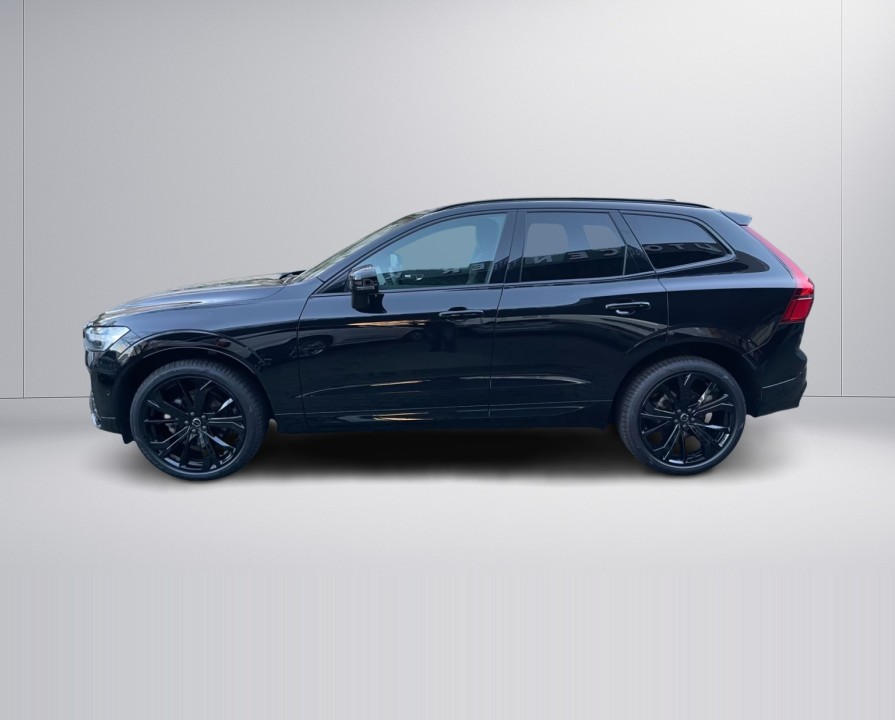 Volvo XC 60 B5 FACELIFT Plus Black (4)