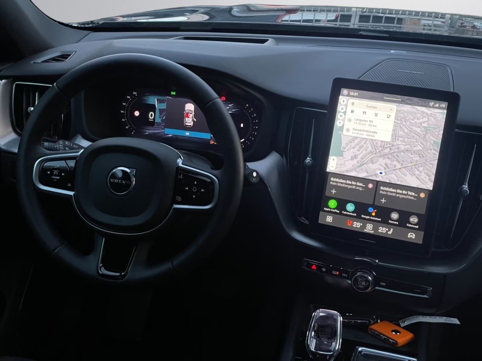 Volvo XC 60 B5 FACELIFT Plus Black - foto 11