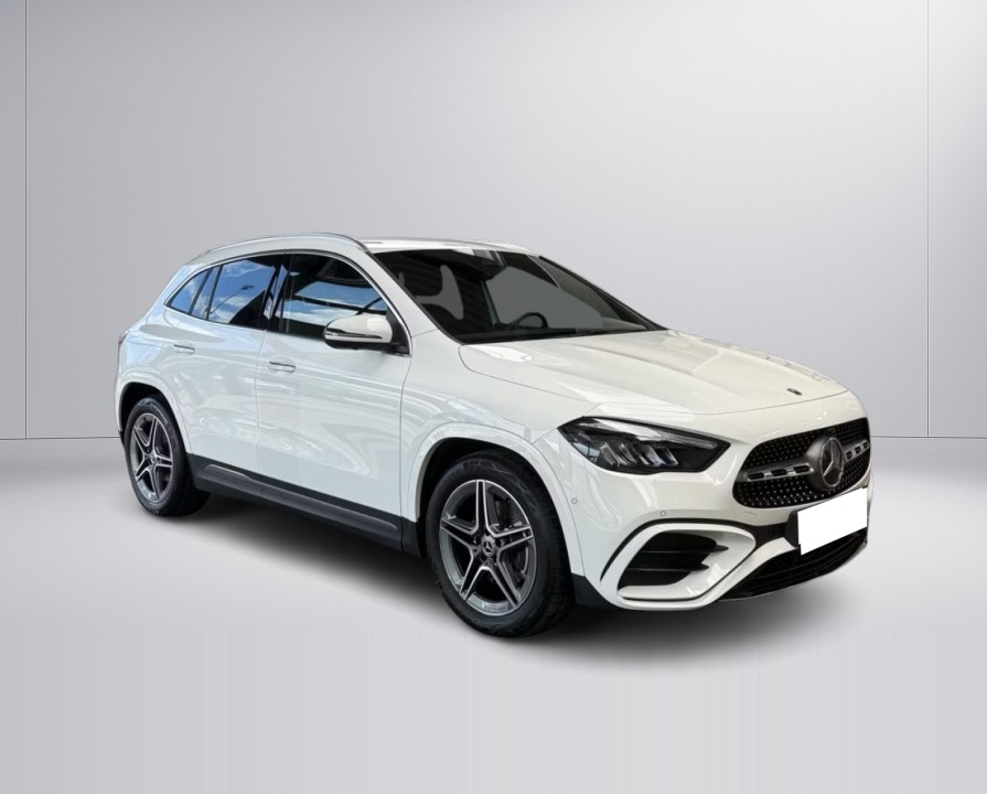 MERCEDES-BENZ GLA 2025