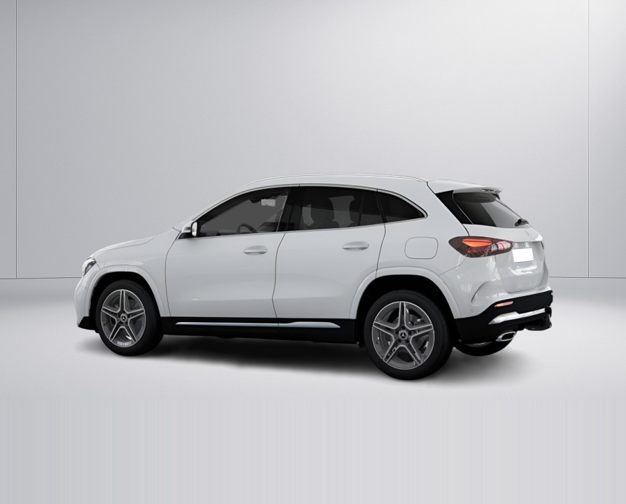 MERCEDES-BENZ GLA 2025 — imagine 18