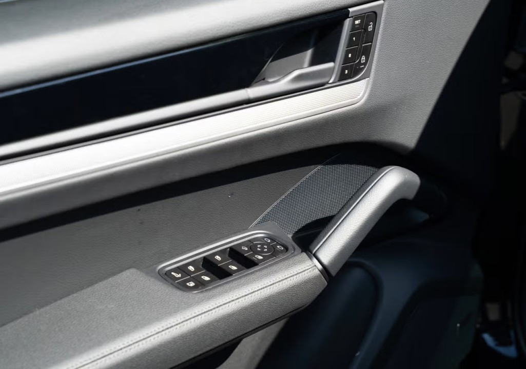 Porsche Cayenne E-Hybrid - foto 22