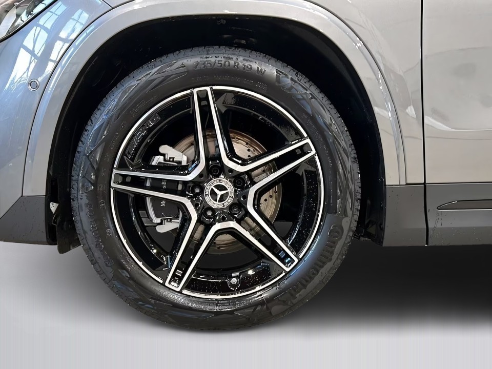Mercedes-Benz GLA 200d AMG Line - foto 14