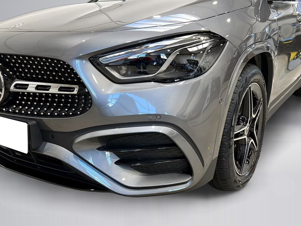 Mercedes-Benz GLA 200d AMG Line - foto 13