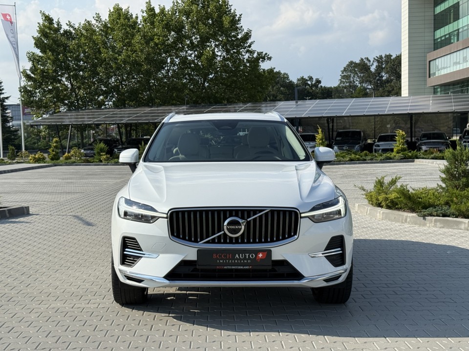 Volvo XC 60 T8 Recharge AWD Plus Bright (2)