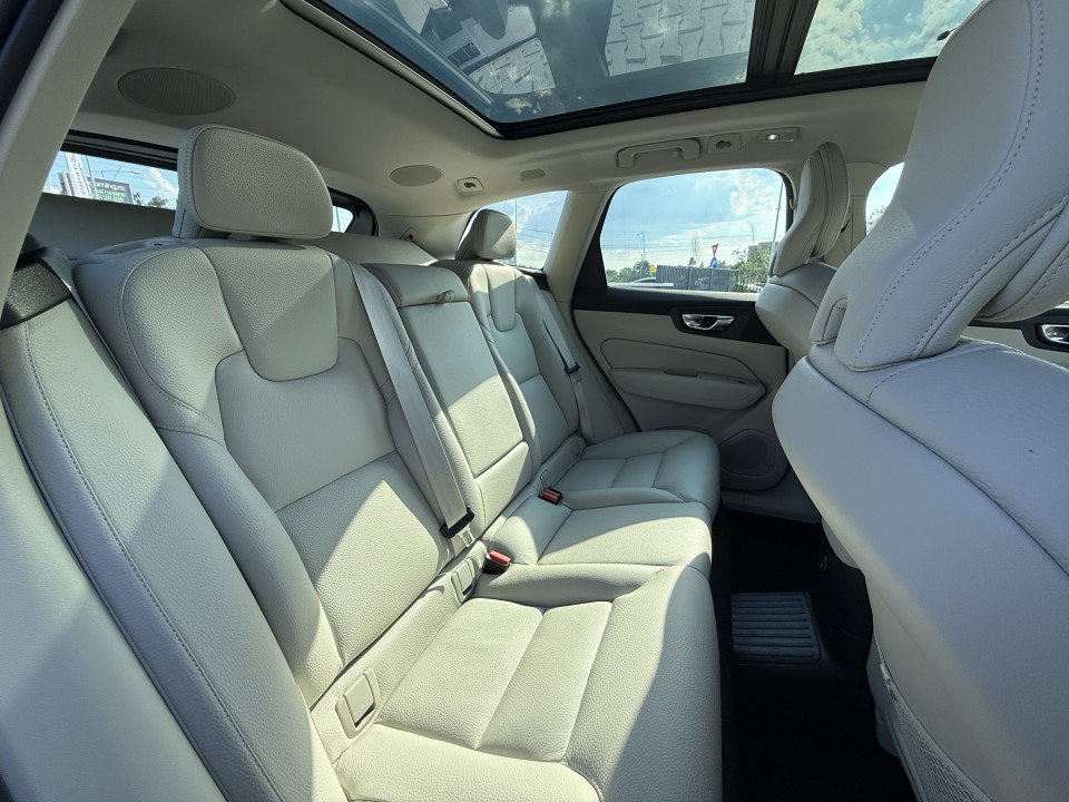 Volvo XC 60 T8 Recharge AWD Plus Bright - foto 16