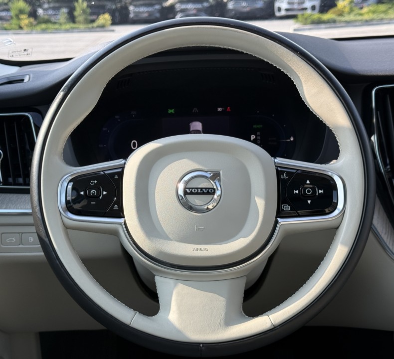 Volvo XC 60 T8 Recharge AWD Plus Bright - foto 21