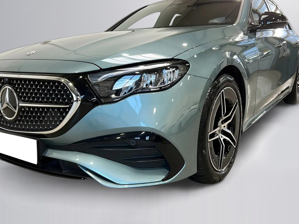 Mercedes-Benz E 200 AMG - foto 13