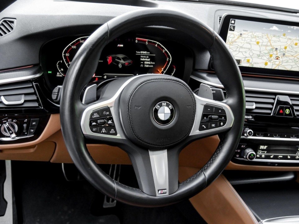 BMW Seria 5 540d xDrive M-Sport (3)