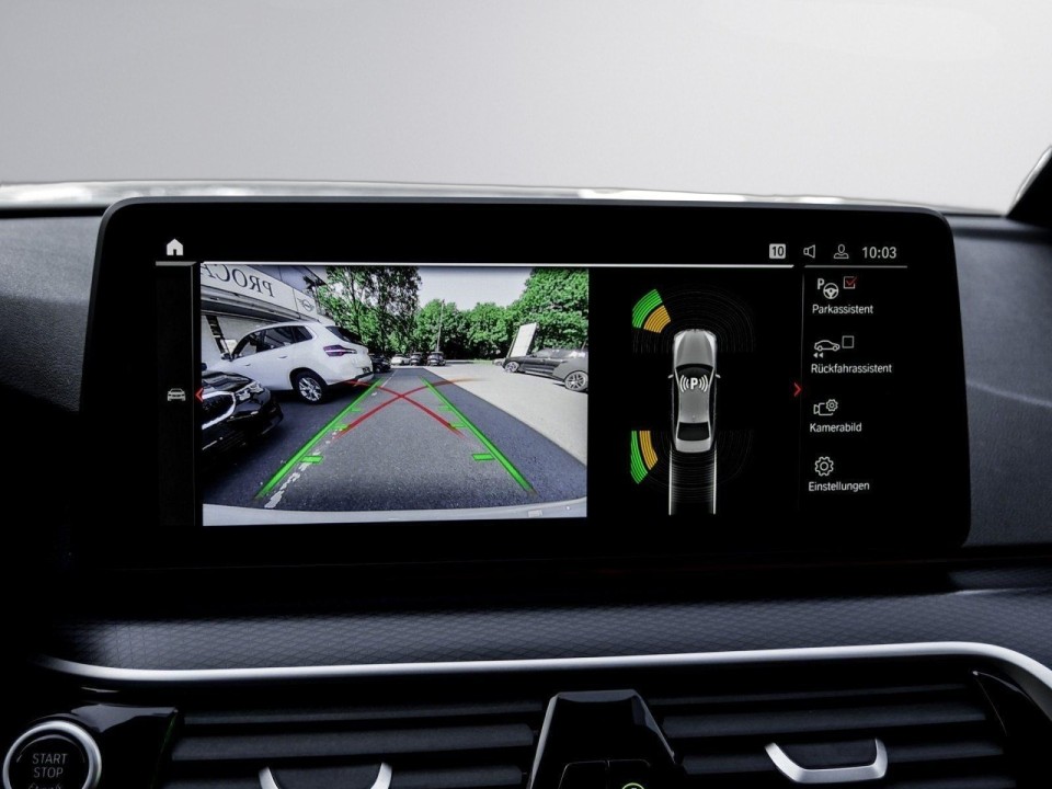 BMW 5 Series 2023 — imagine 13