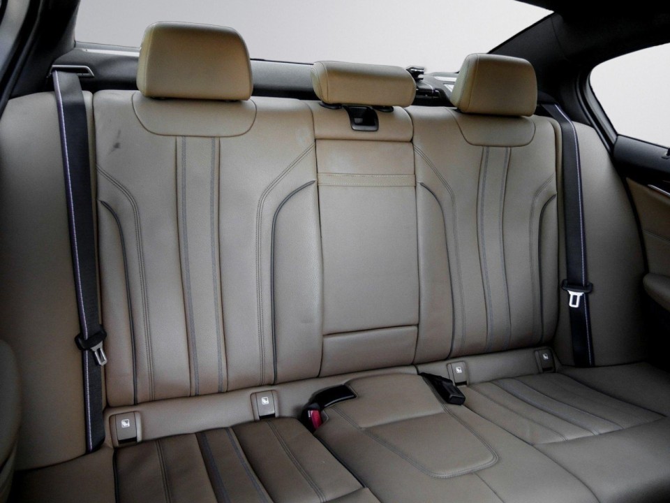 BMW 5 Series 2023 — imagine 15