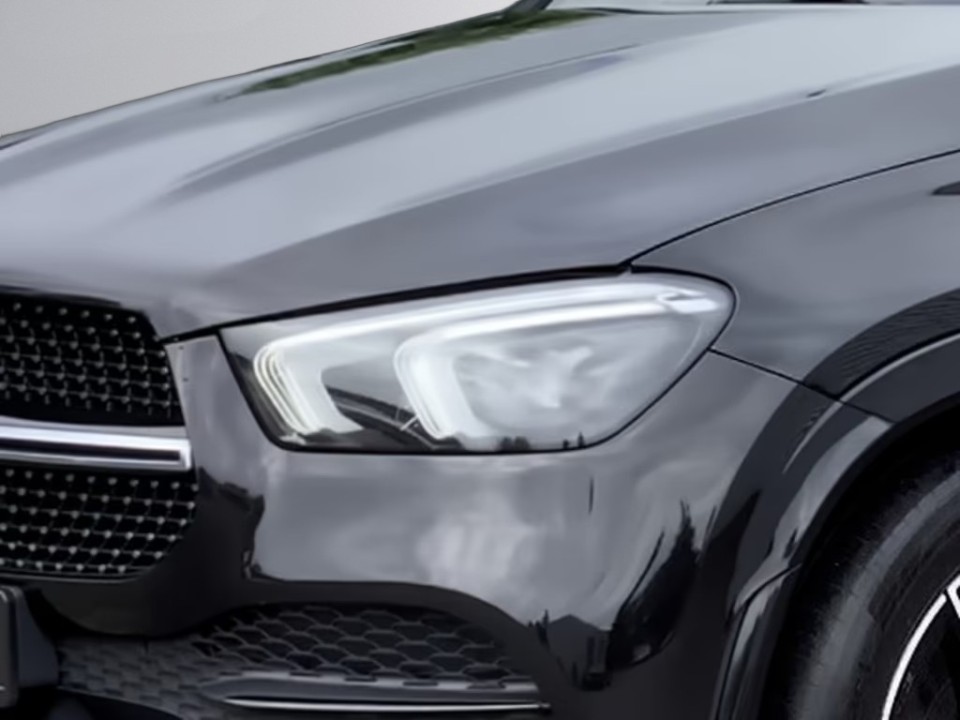 Mercedes-Benz GLE 400d 4MATIC AMG Line - foto 14