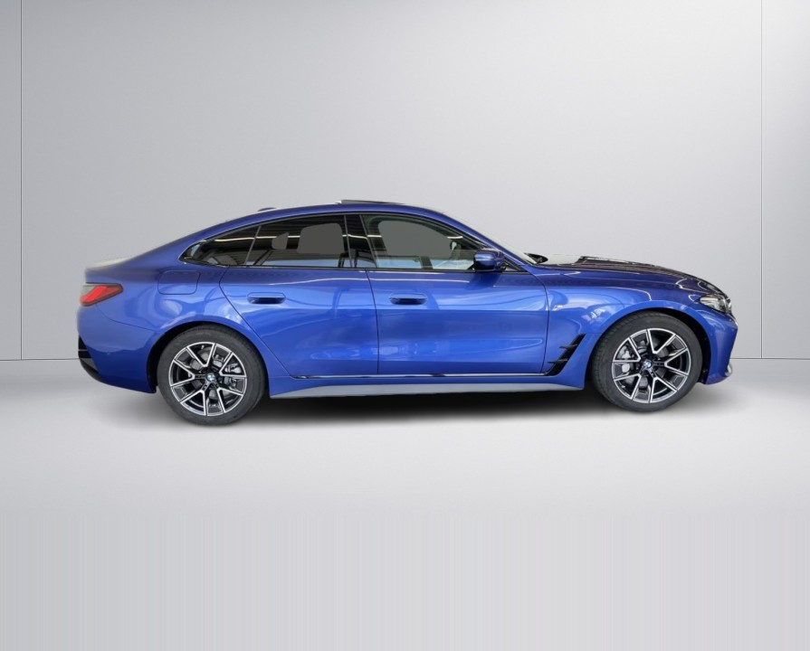 BMW 4 Series 2025 — imagine 2