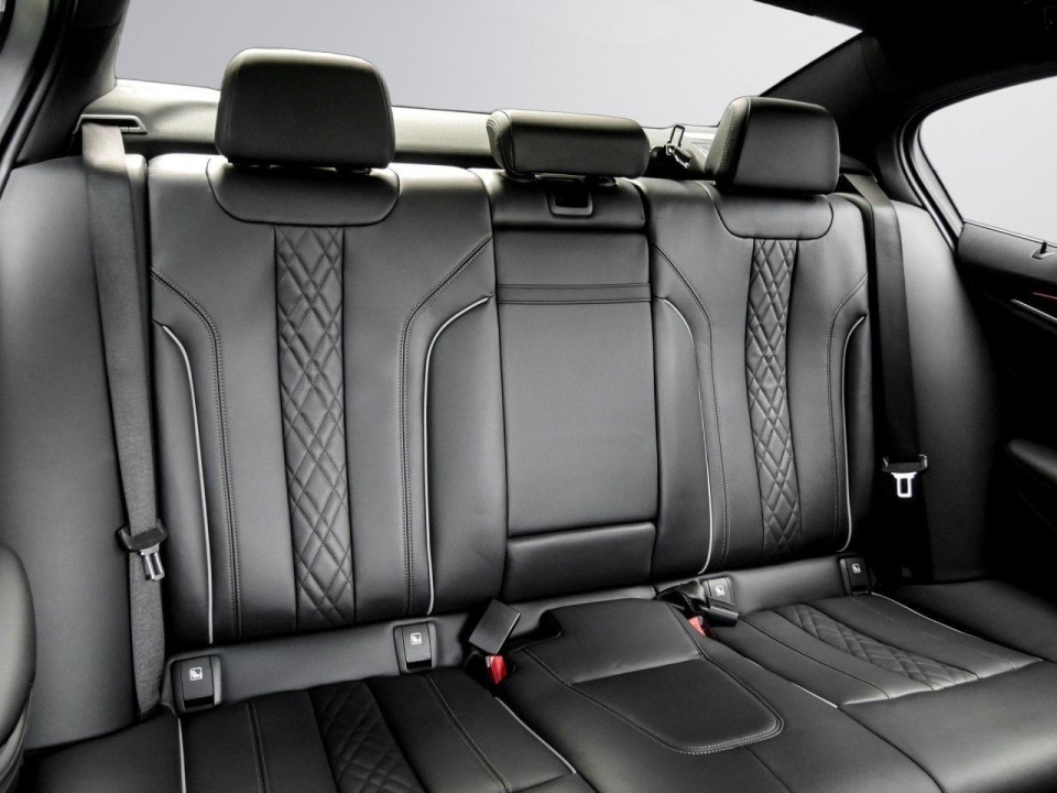 BMW 5 Series 2023 — imagine 4