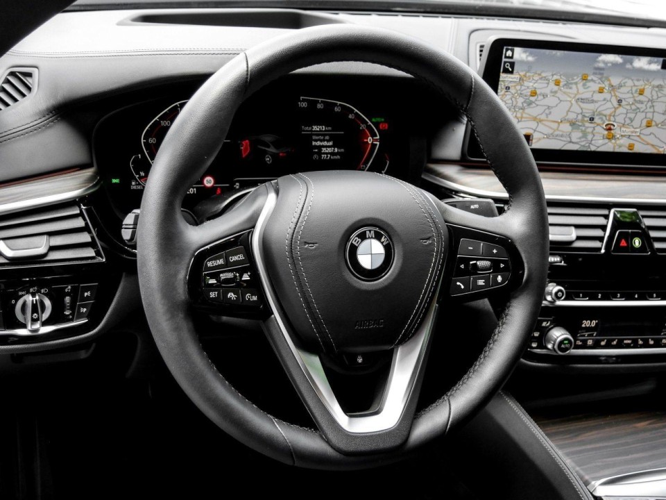 BMW 5 Series 2023 — imagine 15