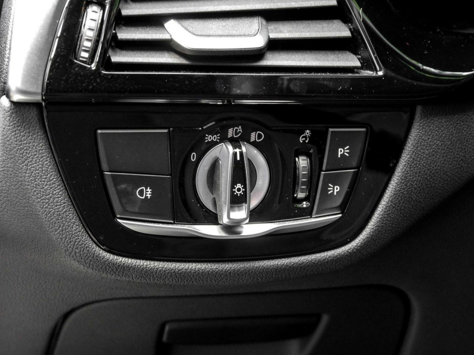 BMW 5 Series 2023 — imagine 17