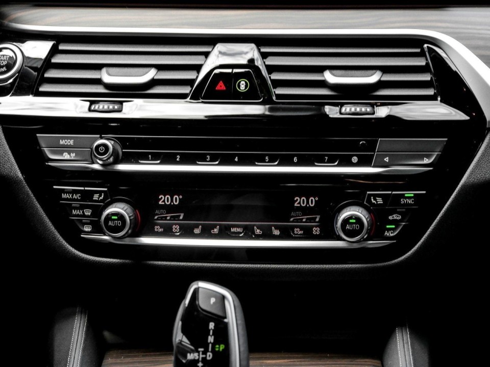 BMW 5 Series 2023 — imagine 18