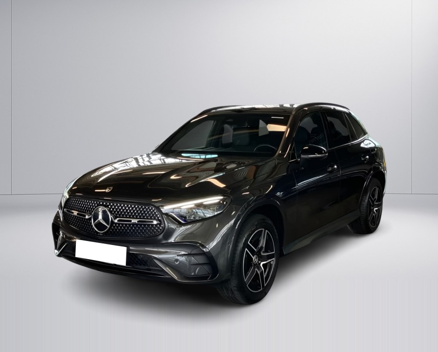 Mercedes-Benz GLC 300e 4MATIC AMG Line (5)