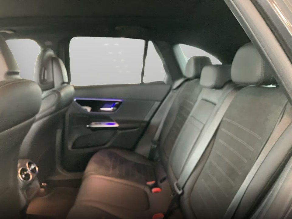 Mercedes-Benz GLC 300e 4MATIC AMG Line - foto 12