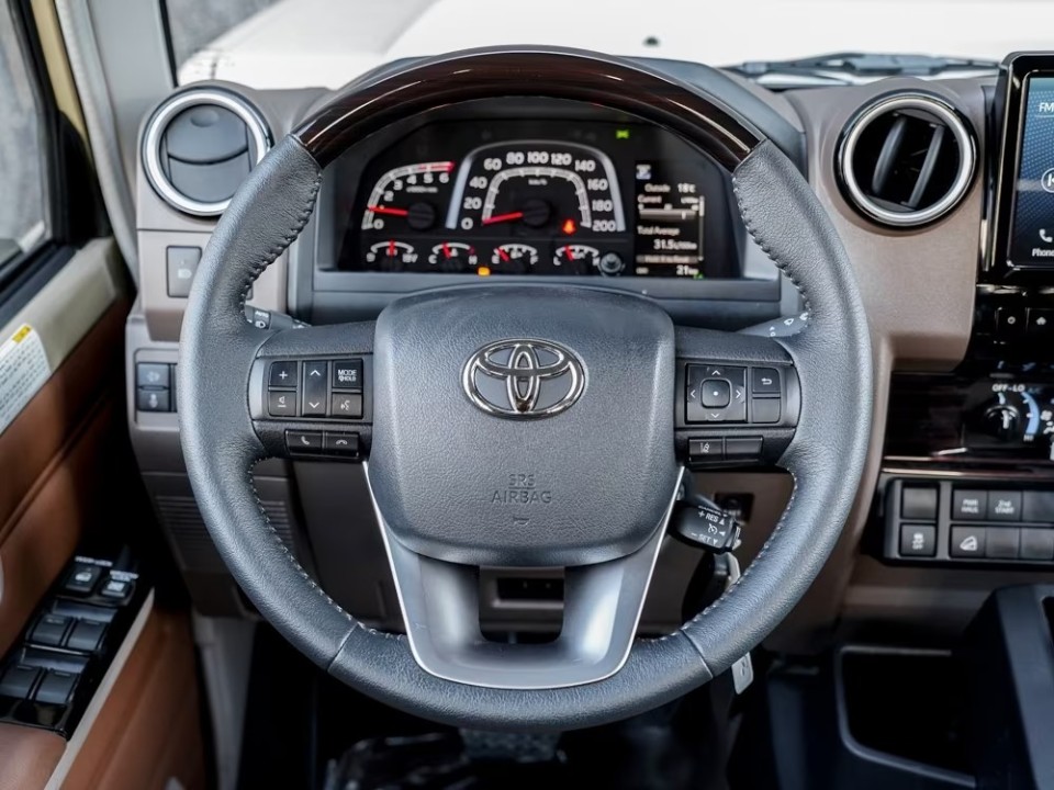 Toyota Land Cruiser GDJ79 - foto 9