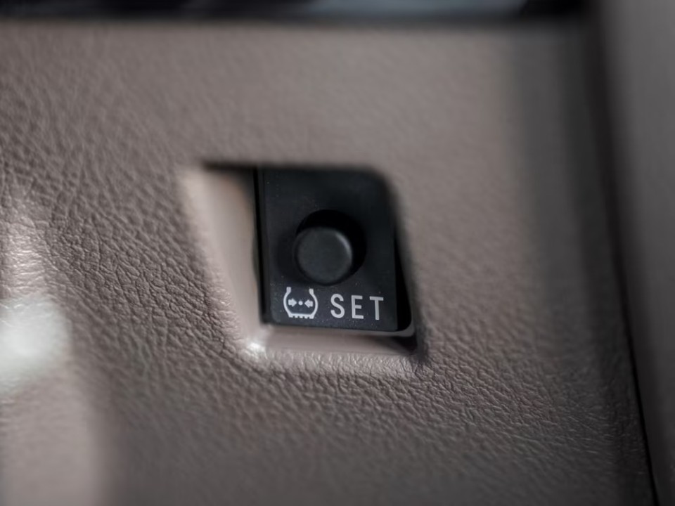 Toyota Land Cruiser GDJ79 - foto 25