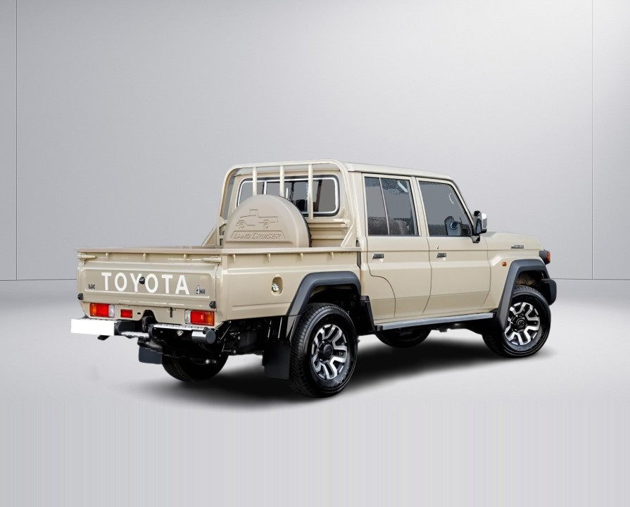 Toyota Land Cruiser GDJ79 (3)