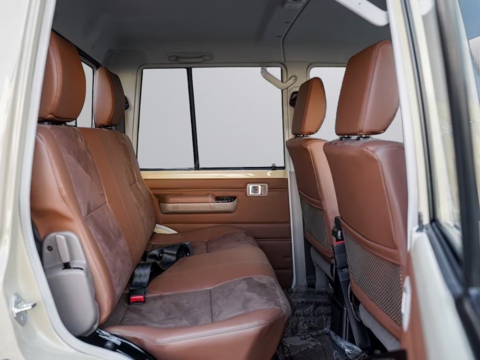 Toyota Land Cruiser GDJ79 - foto 30