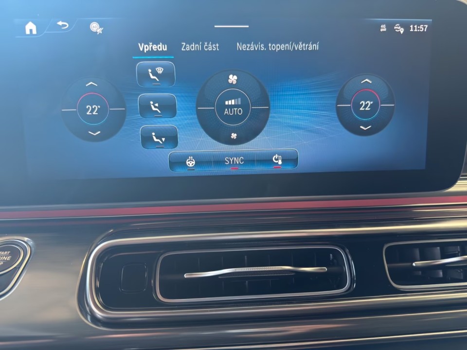 Mercedes-Benz V 300 4MATIC AMG - foto 16