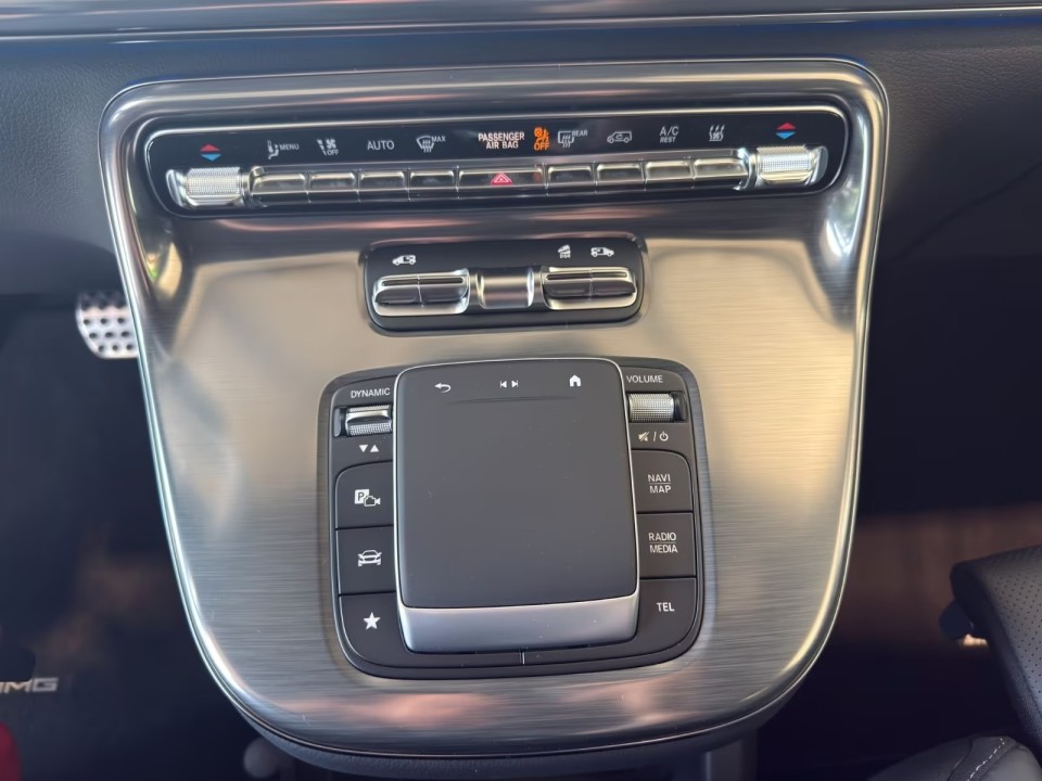 Mercedes-Benz V 300 4MATIC AMG - foto 11