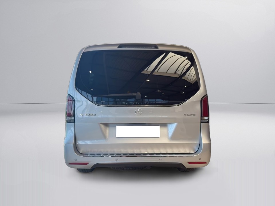 MERCEDES-BENZ V-Class 2024 — imagine 3