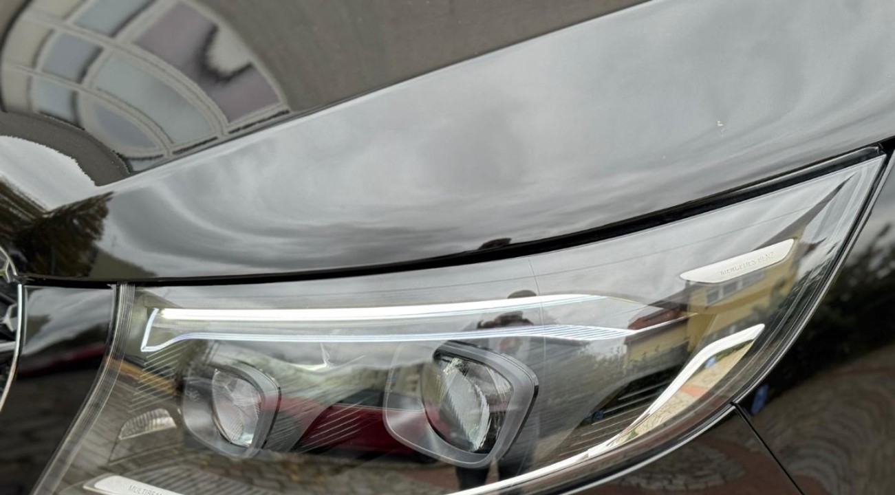 Mercedes-Benz V 300d 4MATIC AMG - foto 30