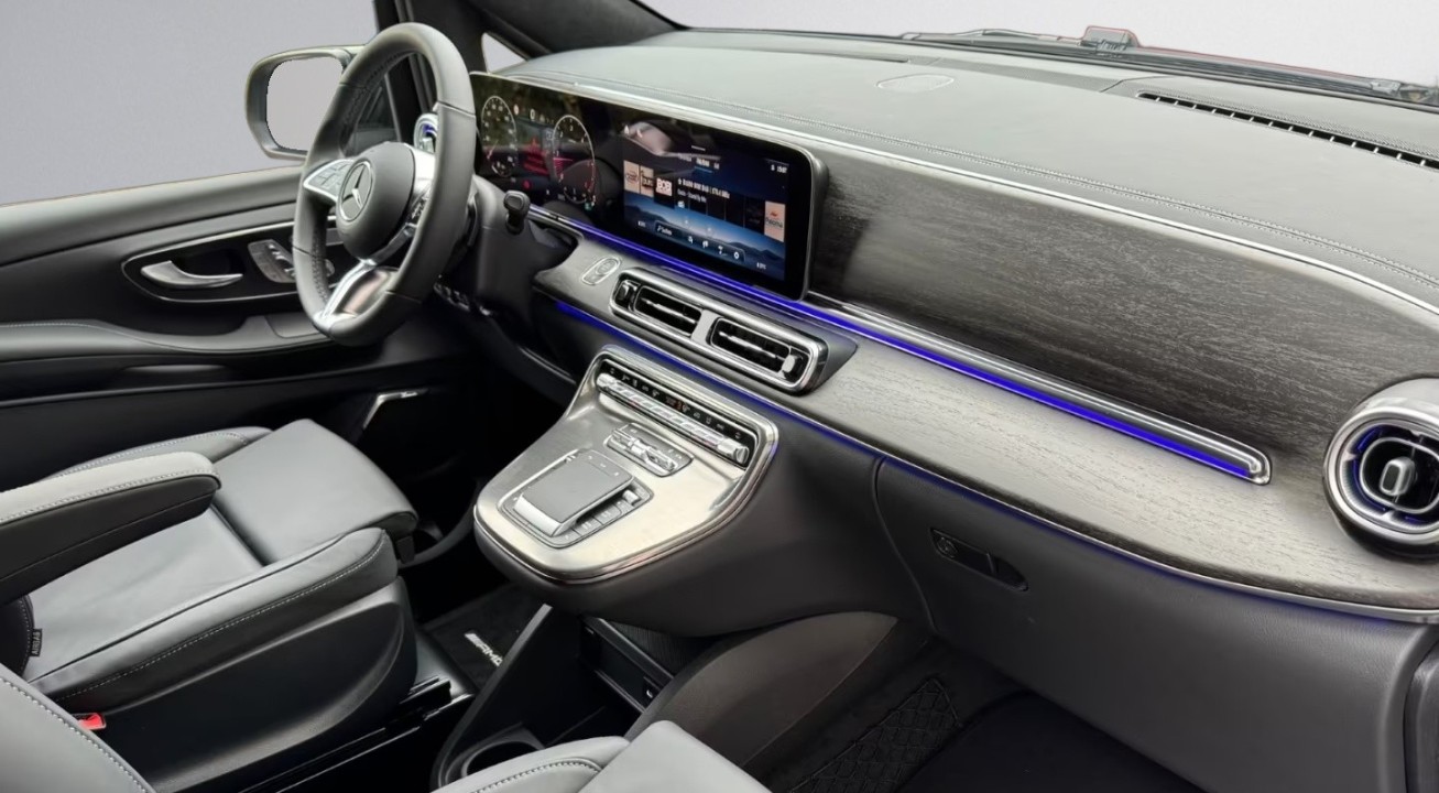 Mercedes-Benz V 300d 4MATIC AMG - foto 15
