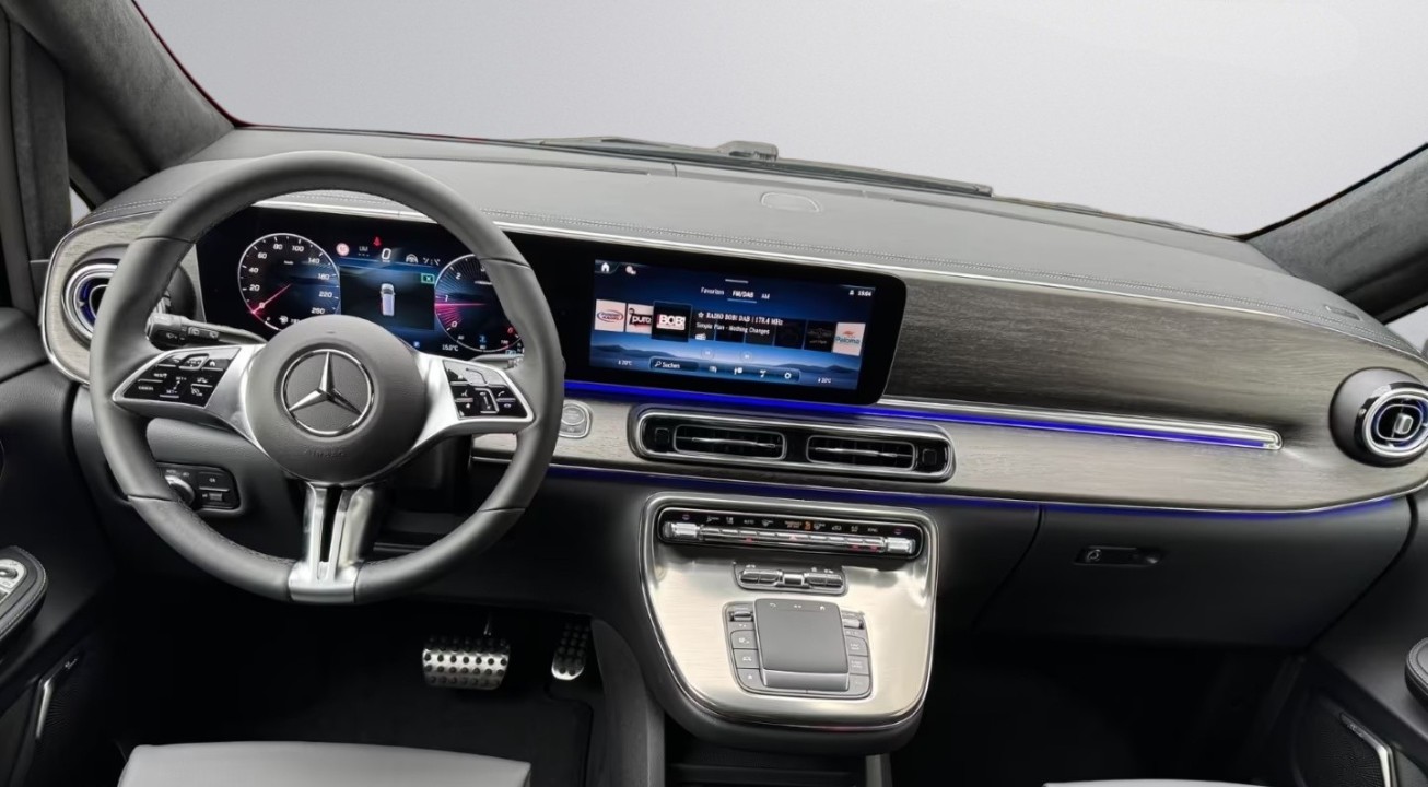 Mercedes-Benz V 300d 4MATIC AMG - foto 16