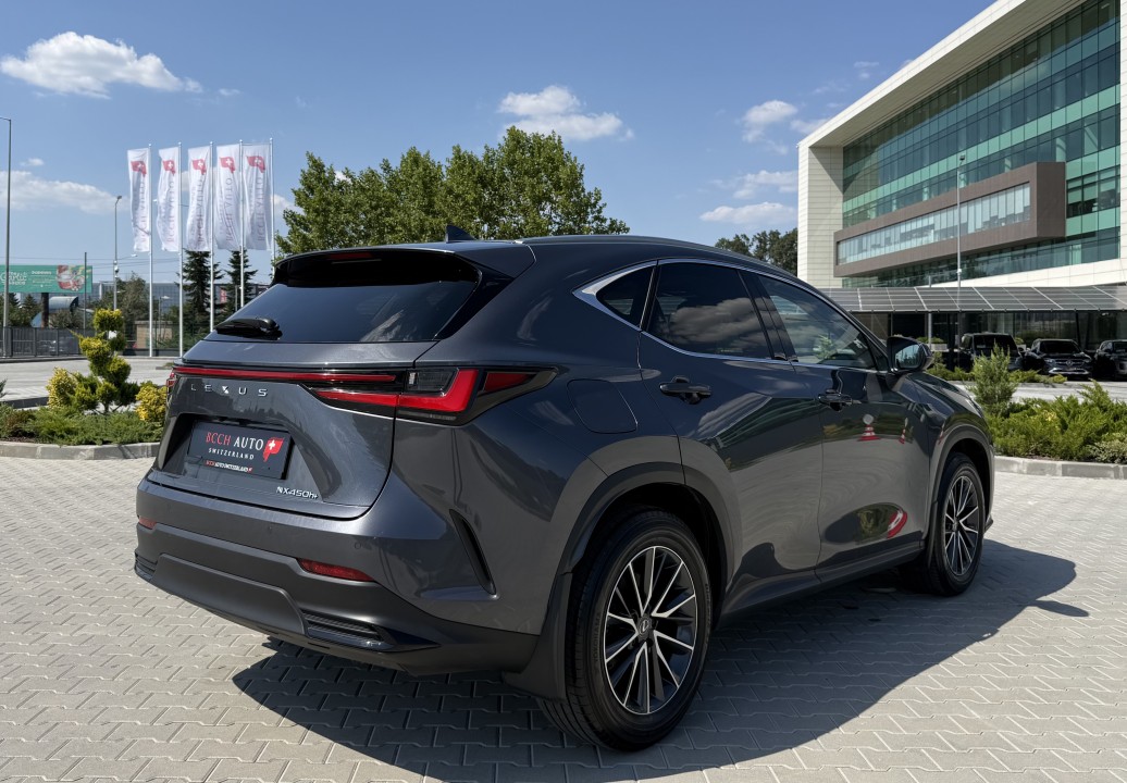 Lexus Seria NX 450h+ AWD Executive (3)