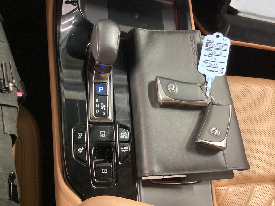 Lexus Seria NX 450h+ AWD Executive - foto 12