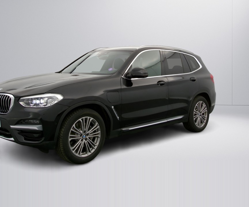 BMW X3 xDrive30e Luxury Line (3)
