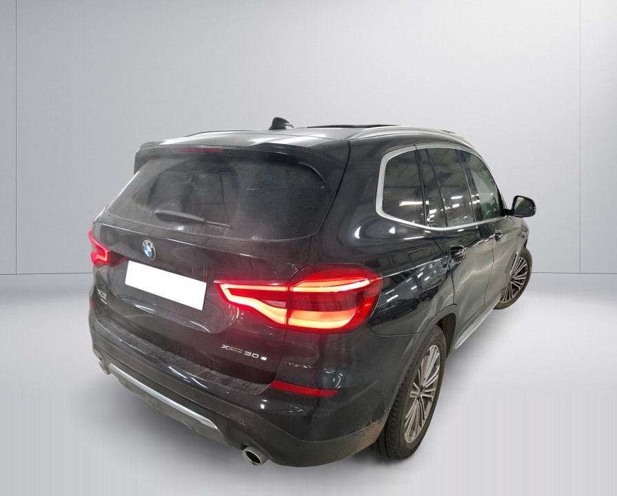 BMW X3 xDrive30e Luxury Line - foto 12