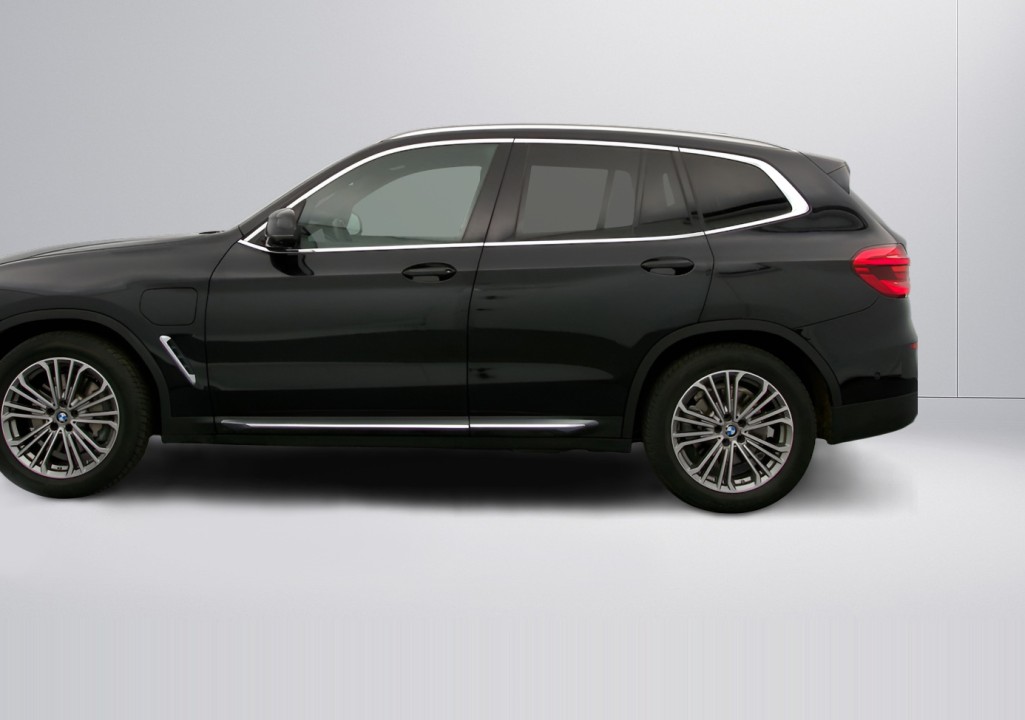 BMW X3 xDrive30e Luxury Line (5)