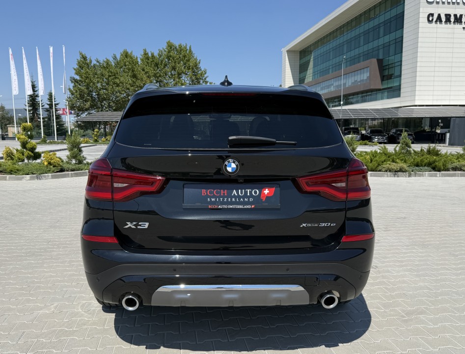 BMW X3 xDrive30e Luxury Line (4)