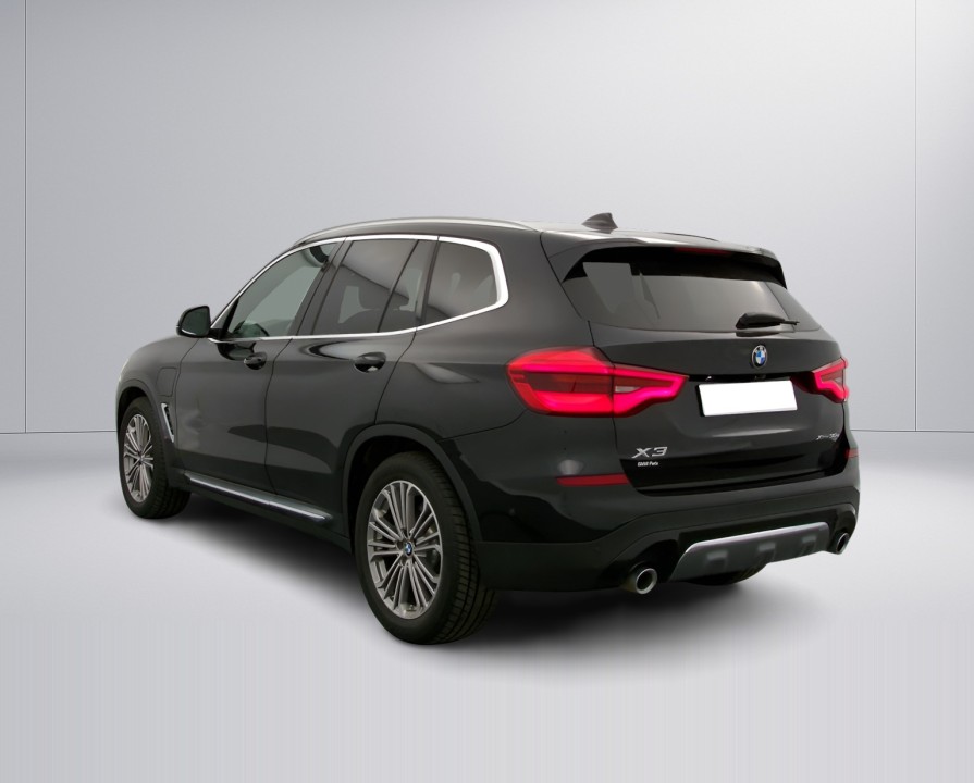 BMW X3 xDrive30e Luxury Line - foto 7