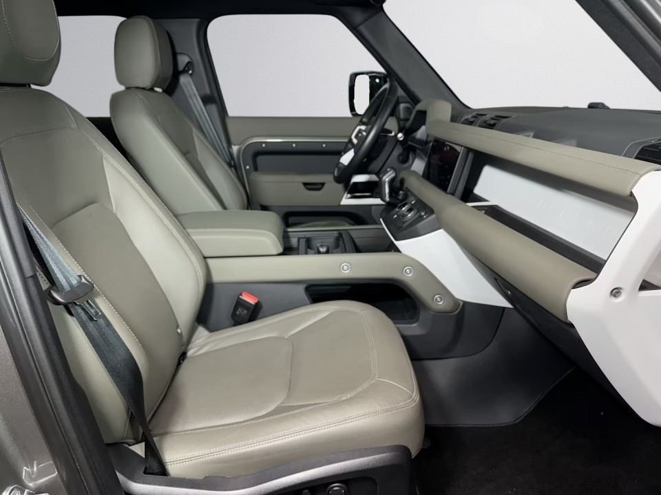 Land Rover Defender 110 P400 SE - foto 7