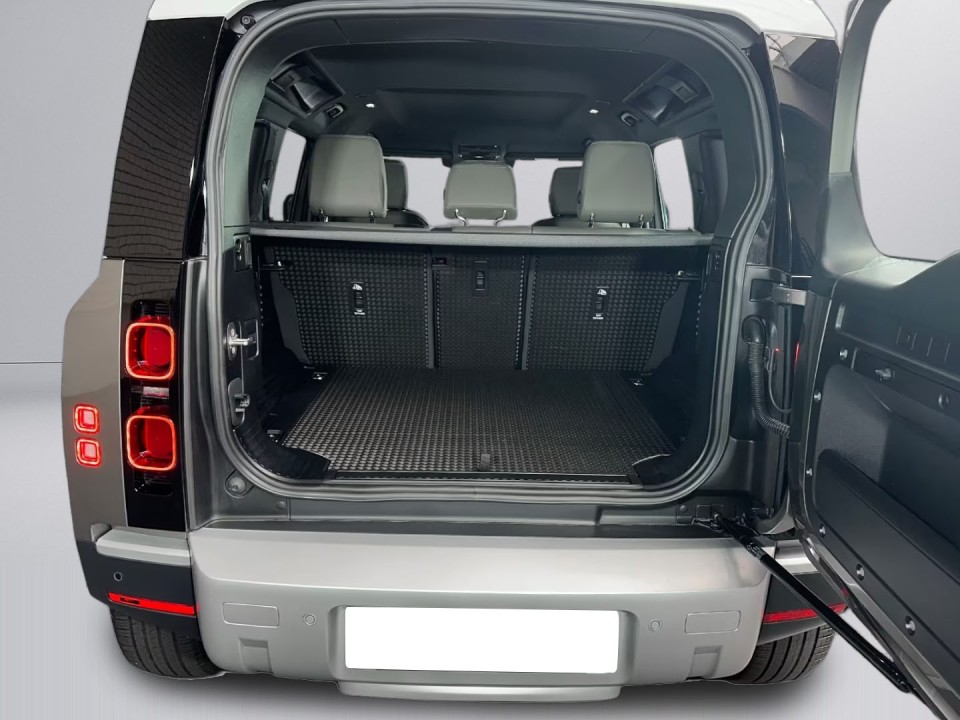 Land Rover Defender 110 P400 SE - foto 17