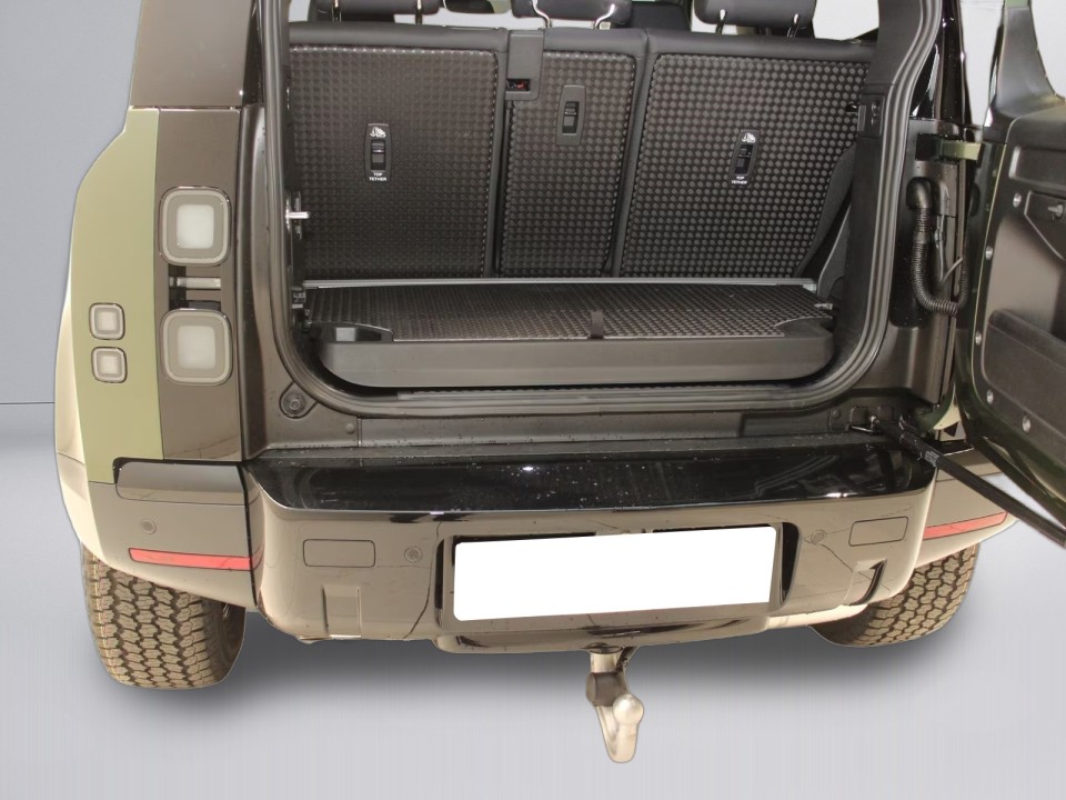 LAND ROVER Defender 2025 — imagine 18