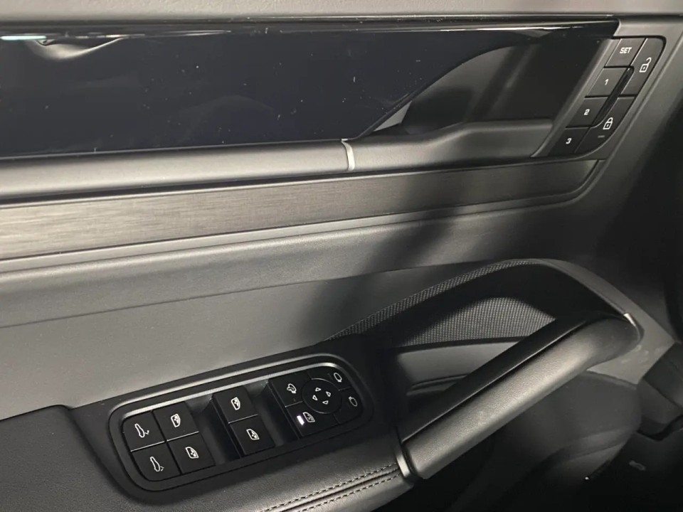 Porsche Cayenne Black Edition - foto 19