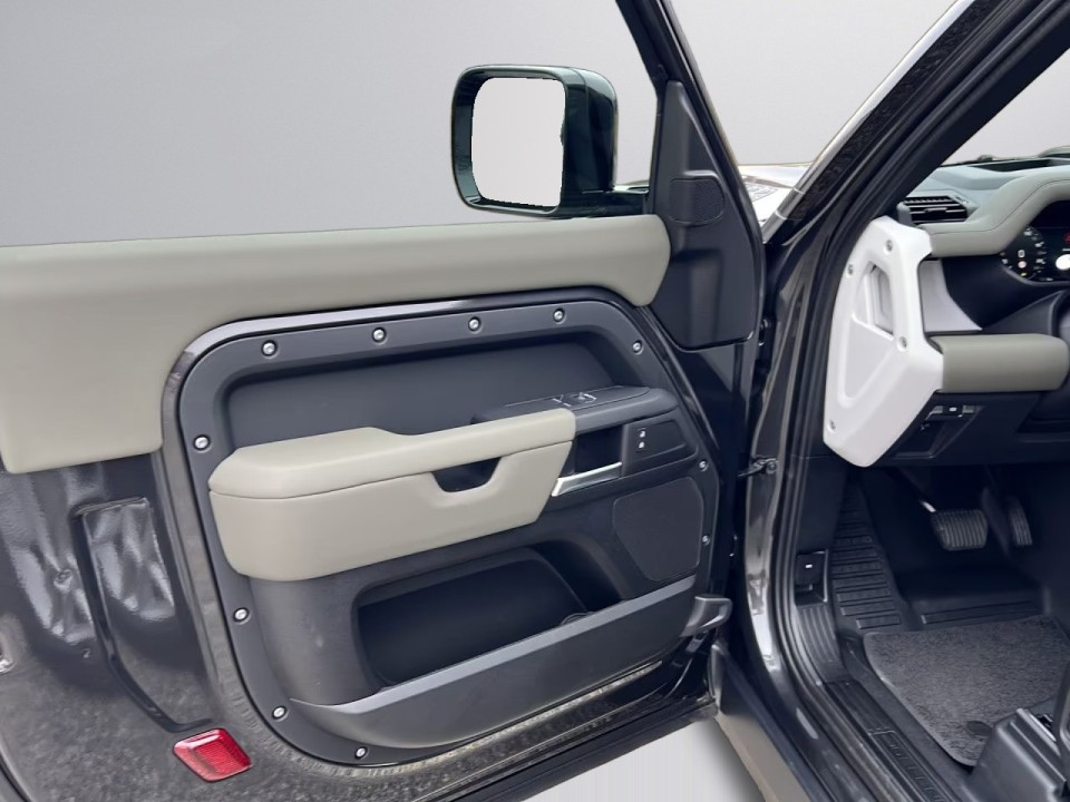 Land Rover Defender 90 D200 S - foto 16