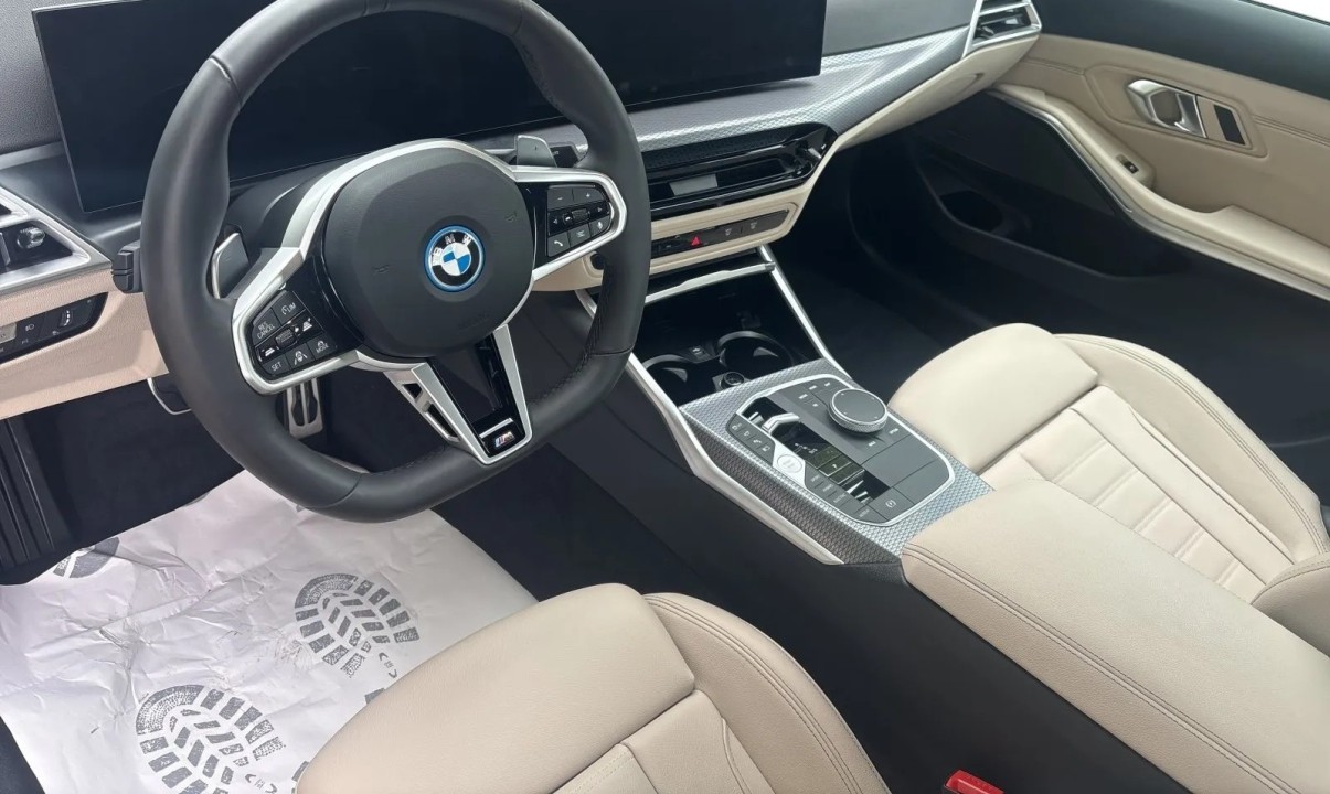 BMW 3 Series 2025 — imagine 15
