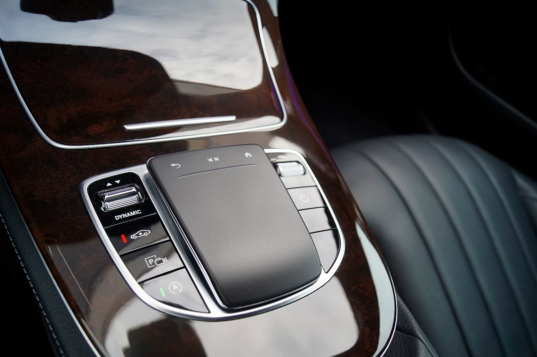 Mercedes-Benz E 450 4MATIC - foto 7
